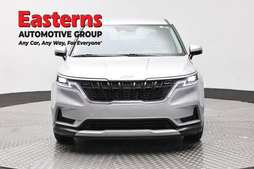 Silky Silver 2022 Kia Carnival LXS