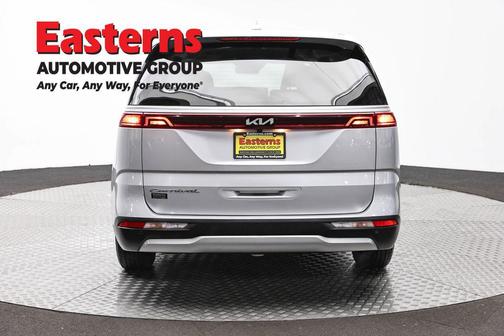 Silky Silver 2022 Kia Carnival LXS