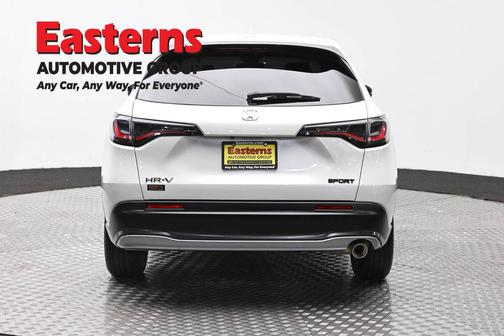 Platinum White Pearl 2023 Honda HR-V AWD Sport