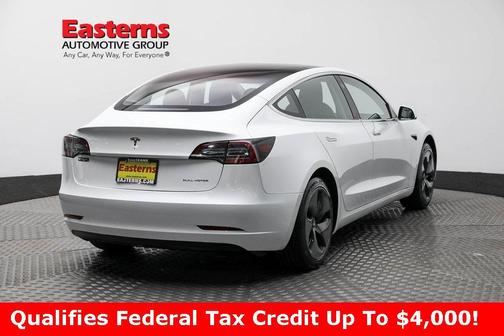 Pearl White Multi-Coat 2018 Tesla Model 3 Long Range