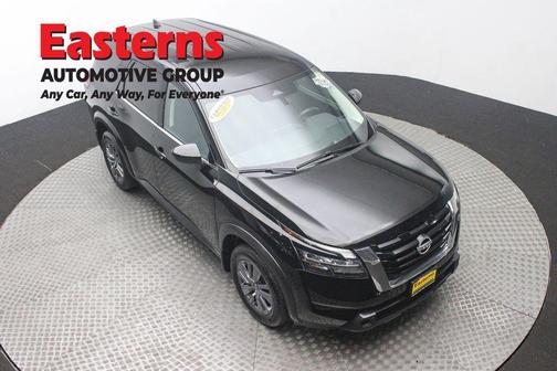 2024 Nissan Pathfinder S 4WD