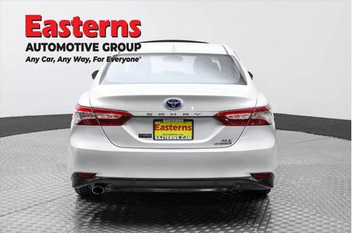 2020 Toyota Camry Hybrid XLE