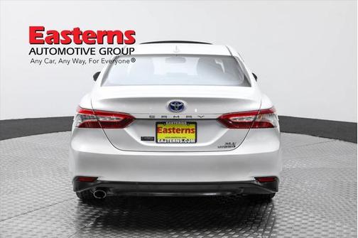 2020 Toyota Camry Hybrid XLE