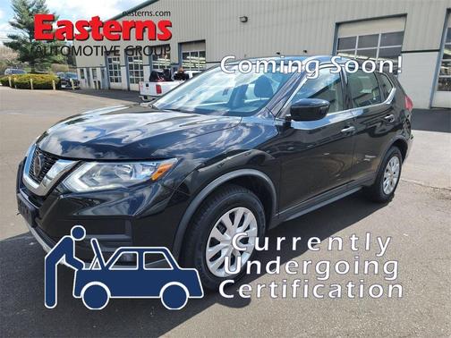 Photo 1 of 1 of 2019 Nissan Rogue S
