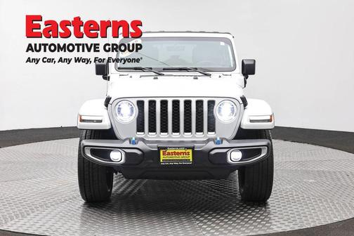 Bright White Clearcoat 2023 Jeep Wrangler 4xe Sahara