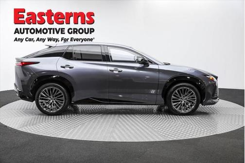 2023 Lexus RZ 450e Luxury