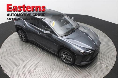 2023 Lexus RZ 450e Luxury