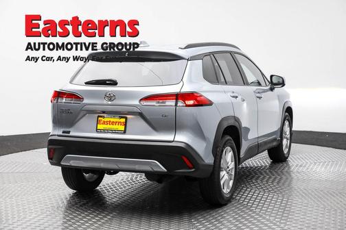 2024 Toyota Corolla Cross LE