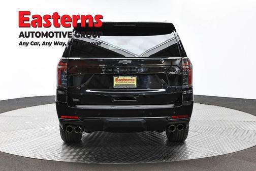 Black 2025 Chevrolet Suburban 4WD Z71