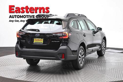 Crystal Black Silica 2022 Subaru Outback Base