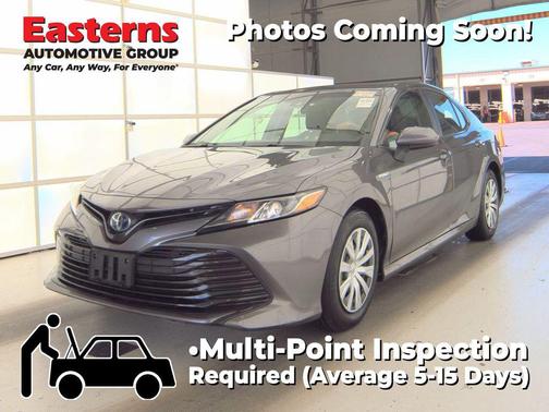 2018 Toyota Camry Hybrid LE