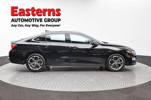 Mosaic Black Metallic 2024 Chevrolet Malibu FWD 1LT