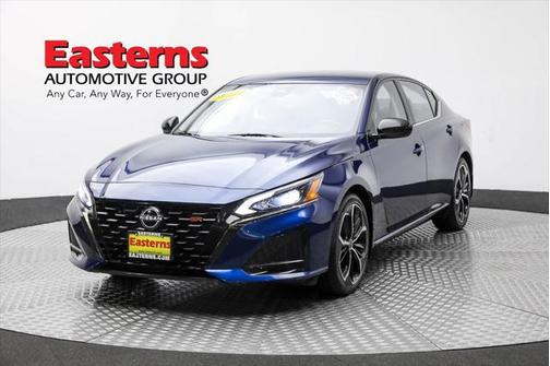 2023 Nissan Altima SR FWD