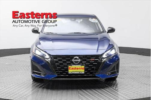 2023 Nissan Altima SR FWD