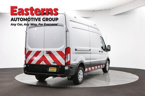 Oxford White 2022 Ford Transit-350 Base