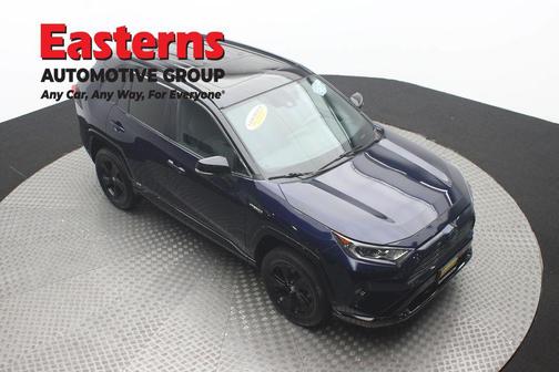 2020 Toyota RAV4 Hybrid SE