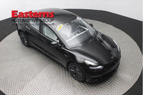 2022 Tesla Model 3 Standard Range