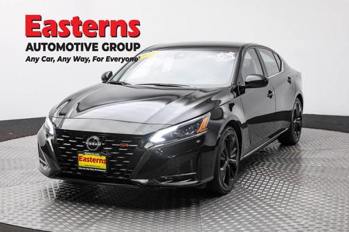 2023 Nissan Altima SR FWD