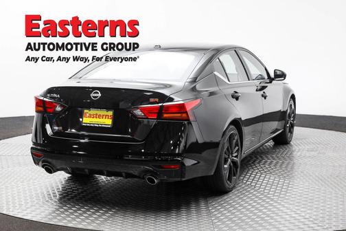 2023 Nissan Altima SR FWD