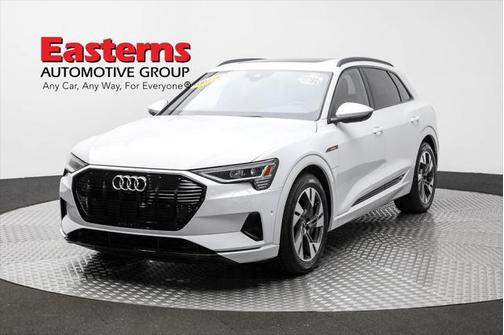 2021 Audi e-tron Premium