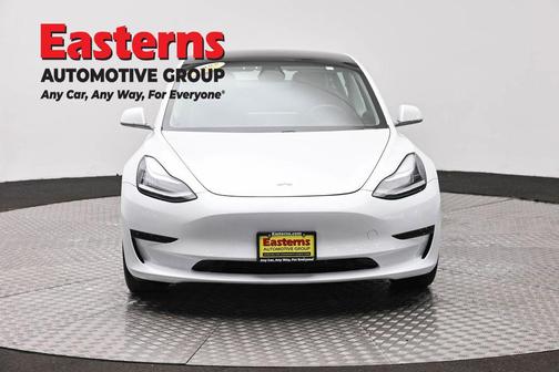 Pearl White Multi-Coat 2020 Tesla Model 3 Standard Range