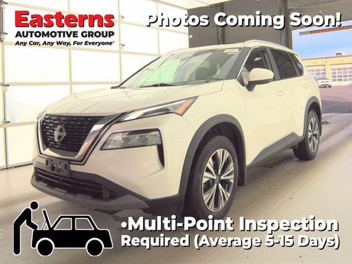 Pearl White Tricoat 2023 Nissan Rogue SV