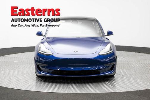 Deep Blue Metallic 2018 Tesla Model 3 Performance