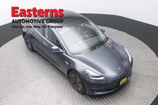 Gray 2019 Tesla Model 3 Standard Range