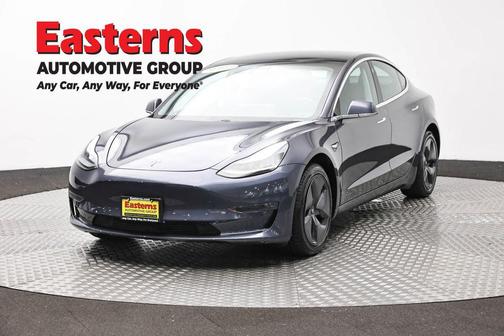 Gray 2019 Tesla Model 3 Standard Range