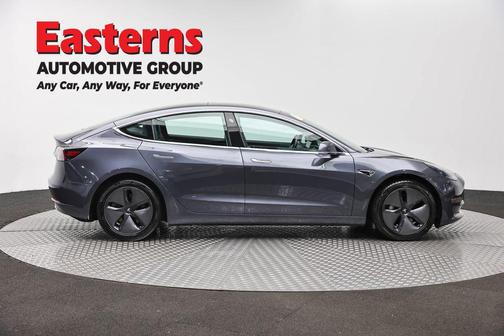 Gray 2019 Tesla Model 3 Standard Range