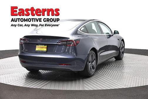 Gray 2019 Tesla Model 3 Standard Range