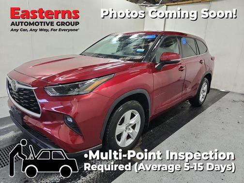 2022 Toyota Highlander LE