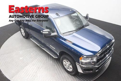 Patriot Blue Pearlcoat 2024 RAM 2500 Big Horn Crew Cab 4x4 6'4' Box