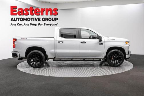 Summit White 2022 Chevrolet Silverado 1500 Limited Custom