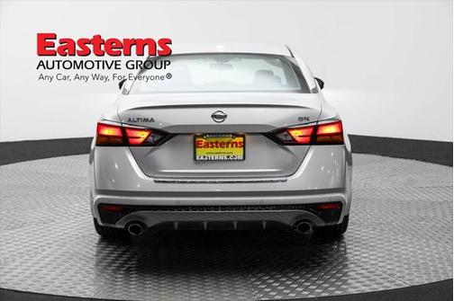 2021 Nissan Altima SR FWD