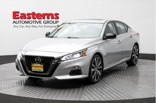 2021 Nissan Altima SR FWD
