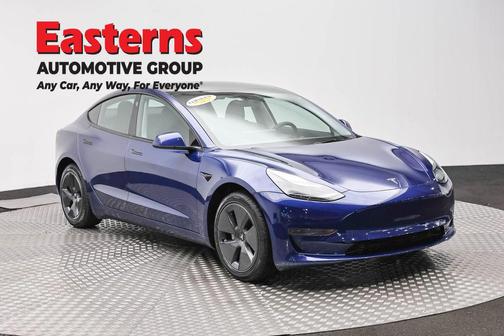 Deep Blue Metallic 2023 Tesla Model 3 Standard Range