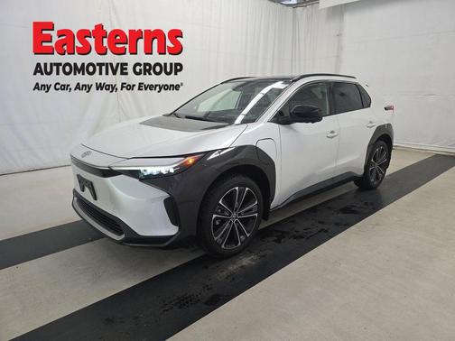 Wind Chill Pearl 2023 Toyota bZ4X Limited