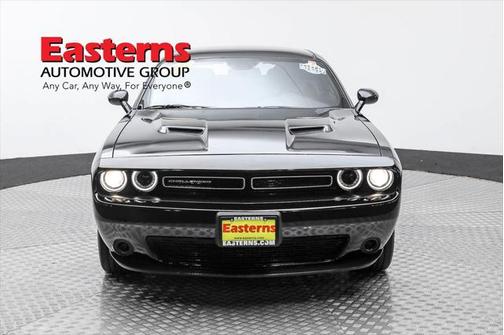 2022 Dodge Challenger SXT