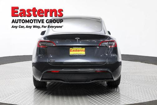 2024 Tesla Model Y Long Range Dual Motor All-Wheel Drive