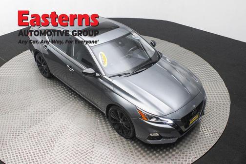 2022 Nissan Altima SR FWD