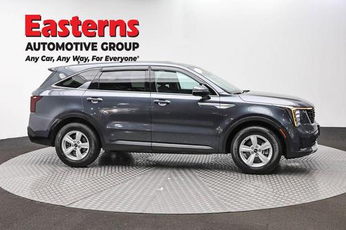 Gravity Grey 2024 Kia Sorento LX