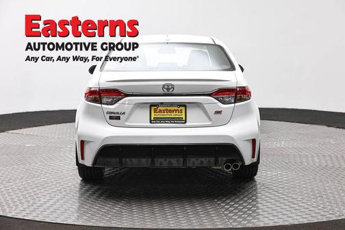 Ice Cap 2024 Toyota Corolla SE