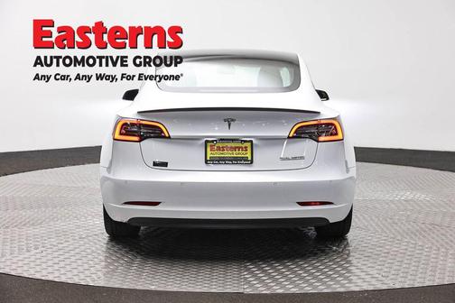 Pearl White Multi-Coat 2018 Tesla Model 3 Long Range