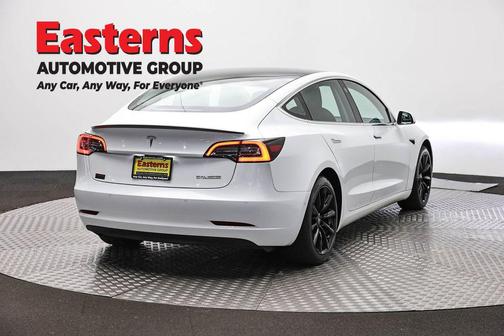 Pearl White Multi-Coat 2018 Tesla Model 3 Long Range