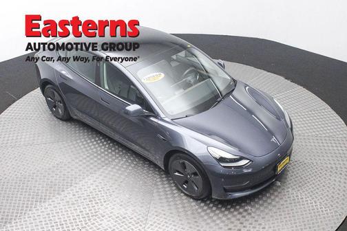 Gray 2023 Tesla Model 3 Standard Range