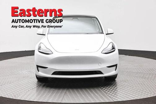 Pearl White Multi-Coat 2023 Tesla Model Y Long Range Dual Motor All-Wheel Drive