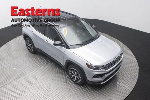 Silver Zynith Metallic Clearcoat 2025 Jeep Compass Limited