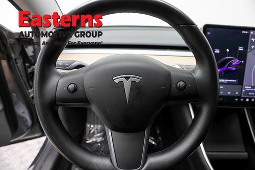Gray 2019 Tesla Model 3 Long Range
