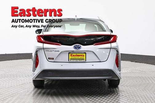 Classic Silver Metallic 2018 Toyota Prius Prime Advanced